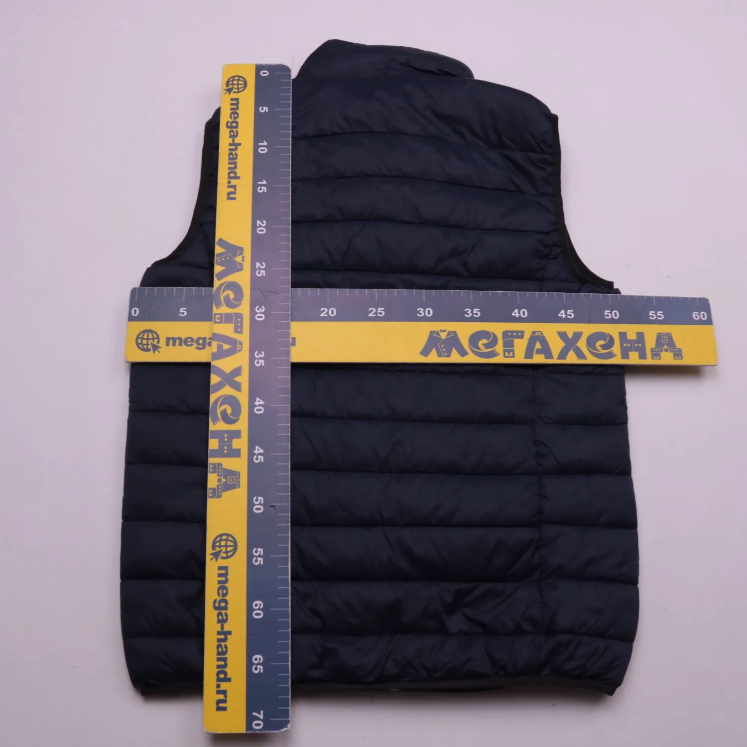 жилет Primark Cares